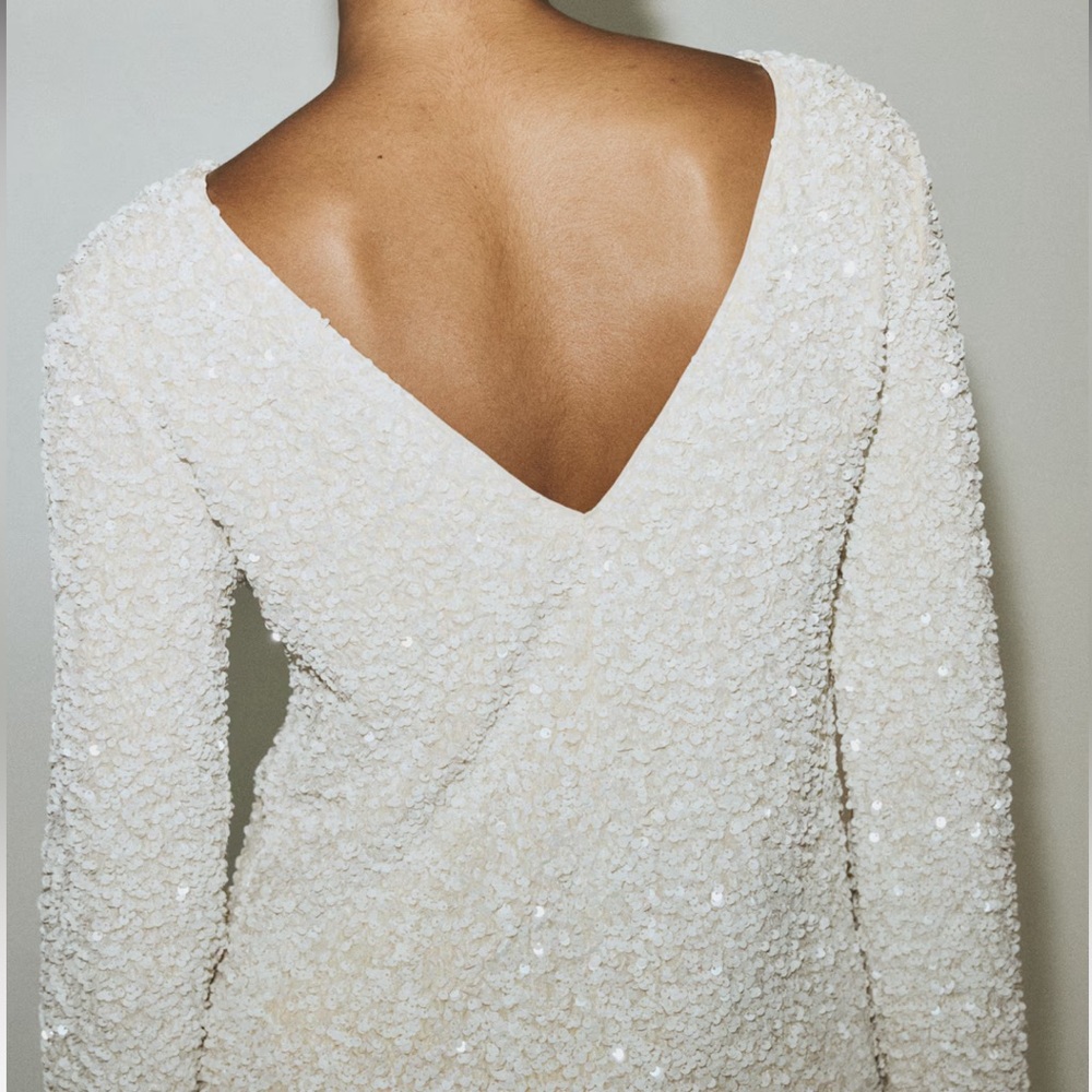 H&M Cream Women's Crew Neck Sweater